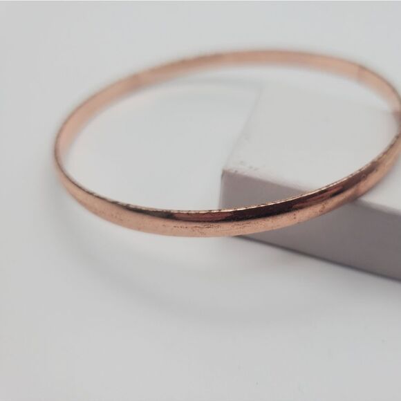 Distressed‎ gold toned bracelet bangle estate find! 💥 - Picture 1 of 2